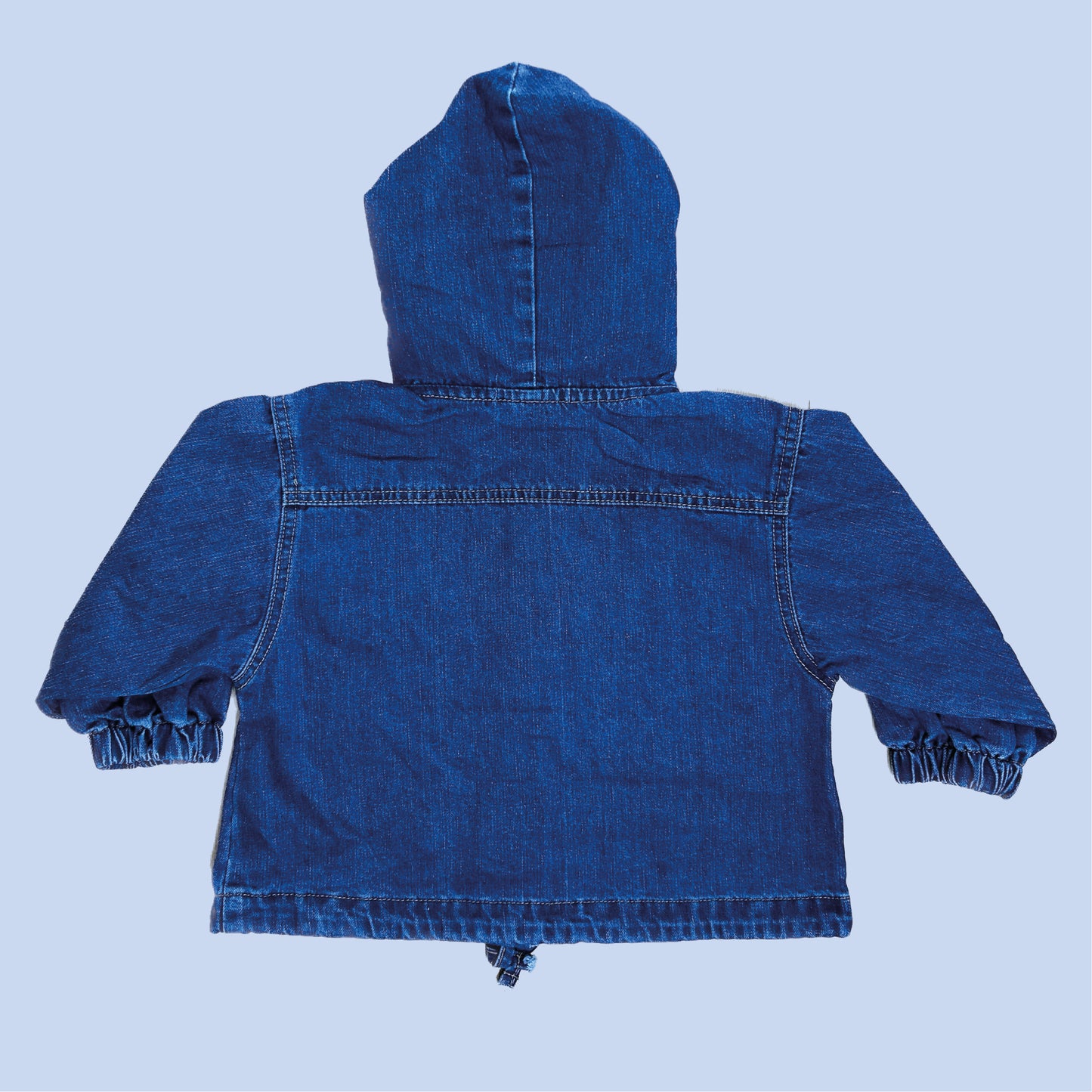 . Campera capucha Lolo