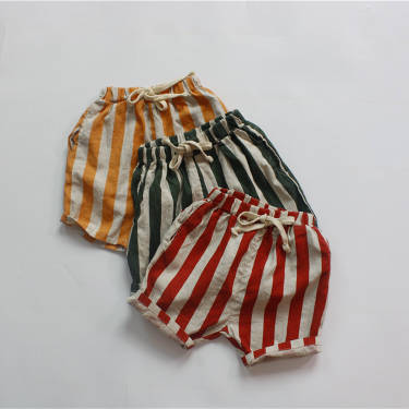 . Shorts Rayas Facu