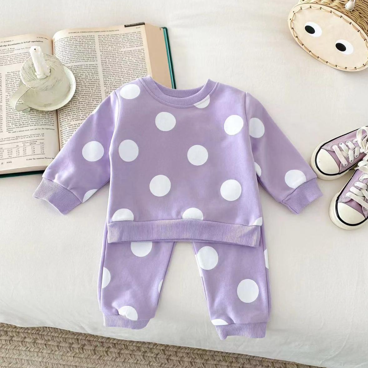 . Conjunto Lunares